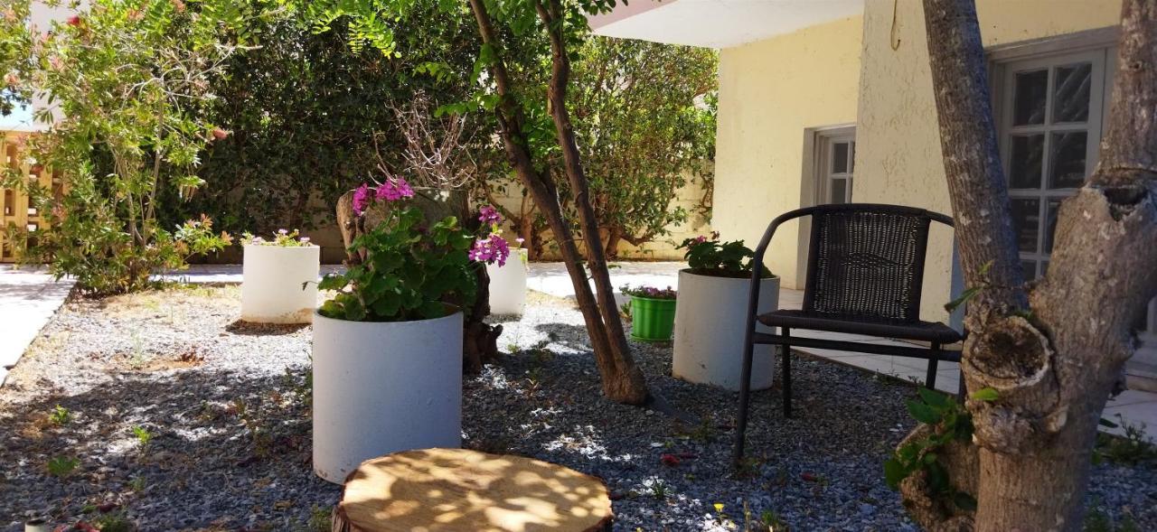 Cleo Rooms 250M From The Beach Malia Eksteriør bilde