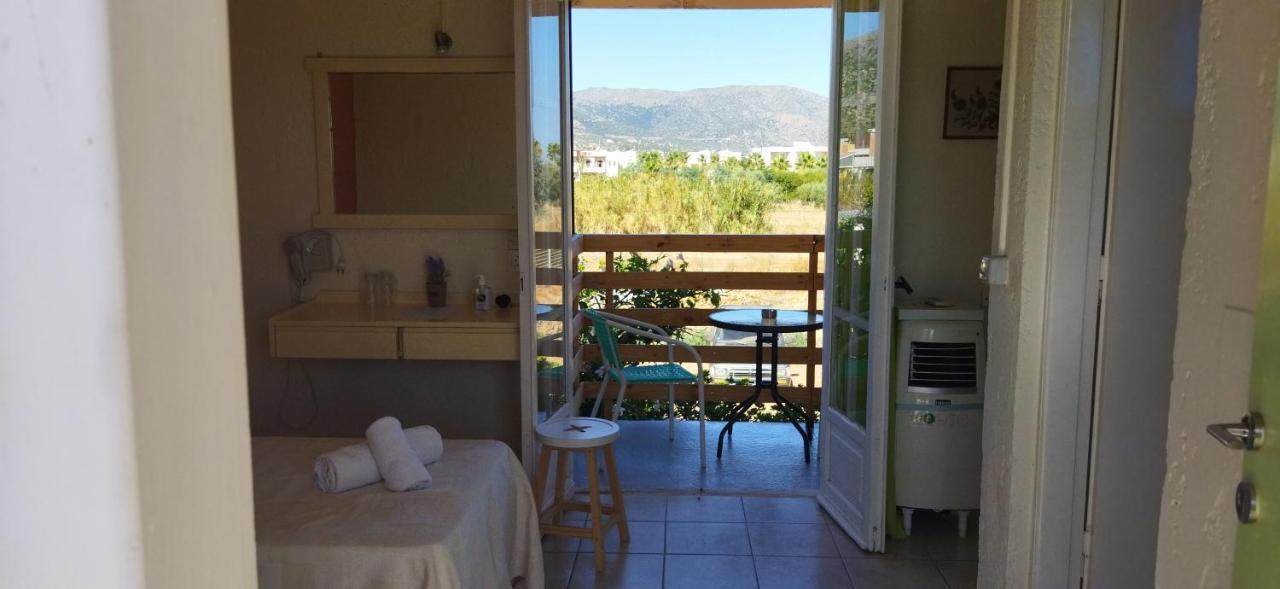 Cleo Rooms 250M From The Beach Malia Eksteriør bilde