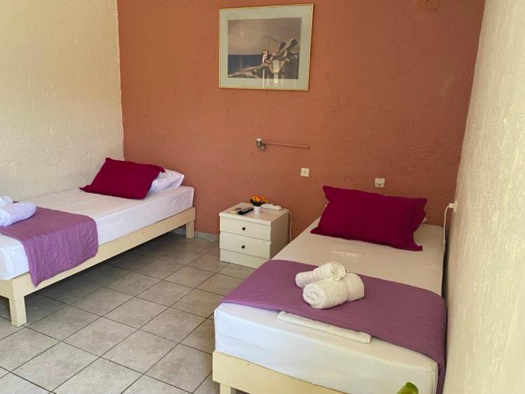 Cleo Rooms 250M From The Beach Malia Eksteriør bilde